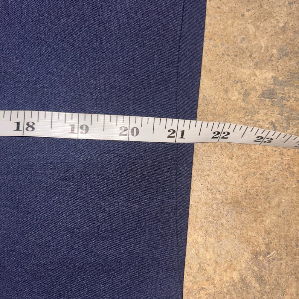 The Limited Navy Blue Pencil Skirt NWT - Picture 9 of 9